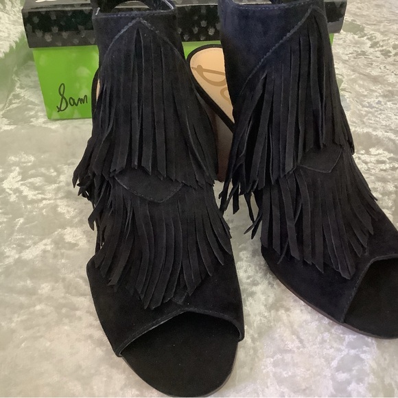 New Sam Edelman Elaine Fringe 8 Heels - Picture 5 of 15